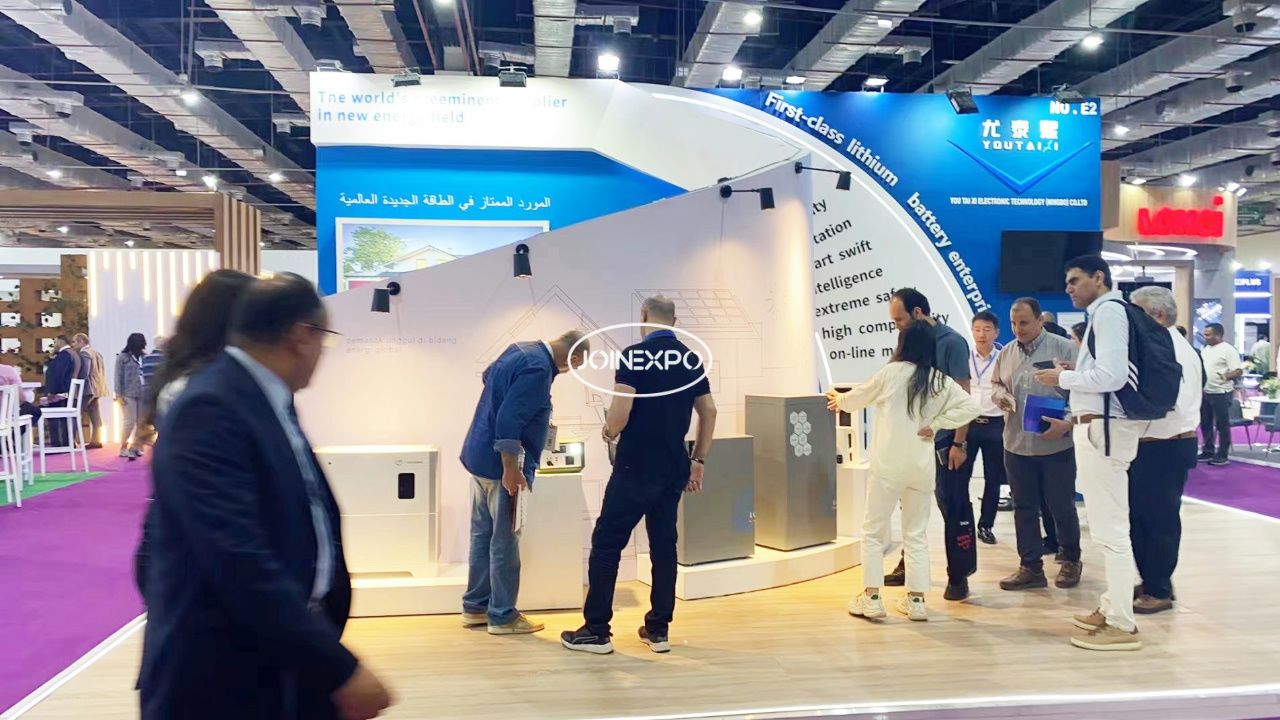 埃及展臺設(shè)計搭建 | 尤泰熙在埃及光伏展上推出新能源產(chǎn)品