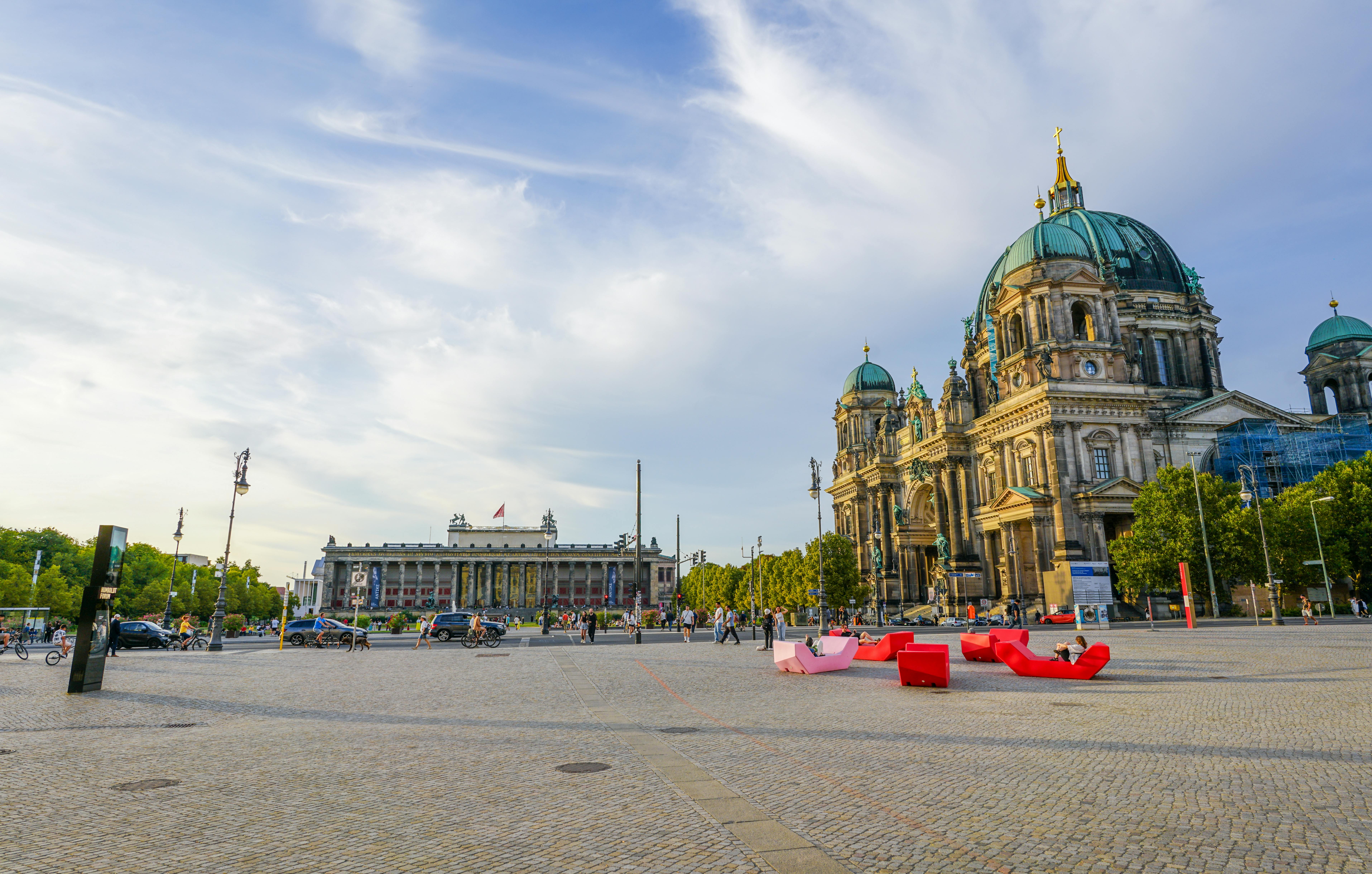 數(shù)字技術(shù)在德國法蘭克福展臺設(shè)計中的應(yīng)用