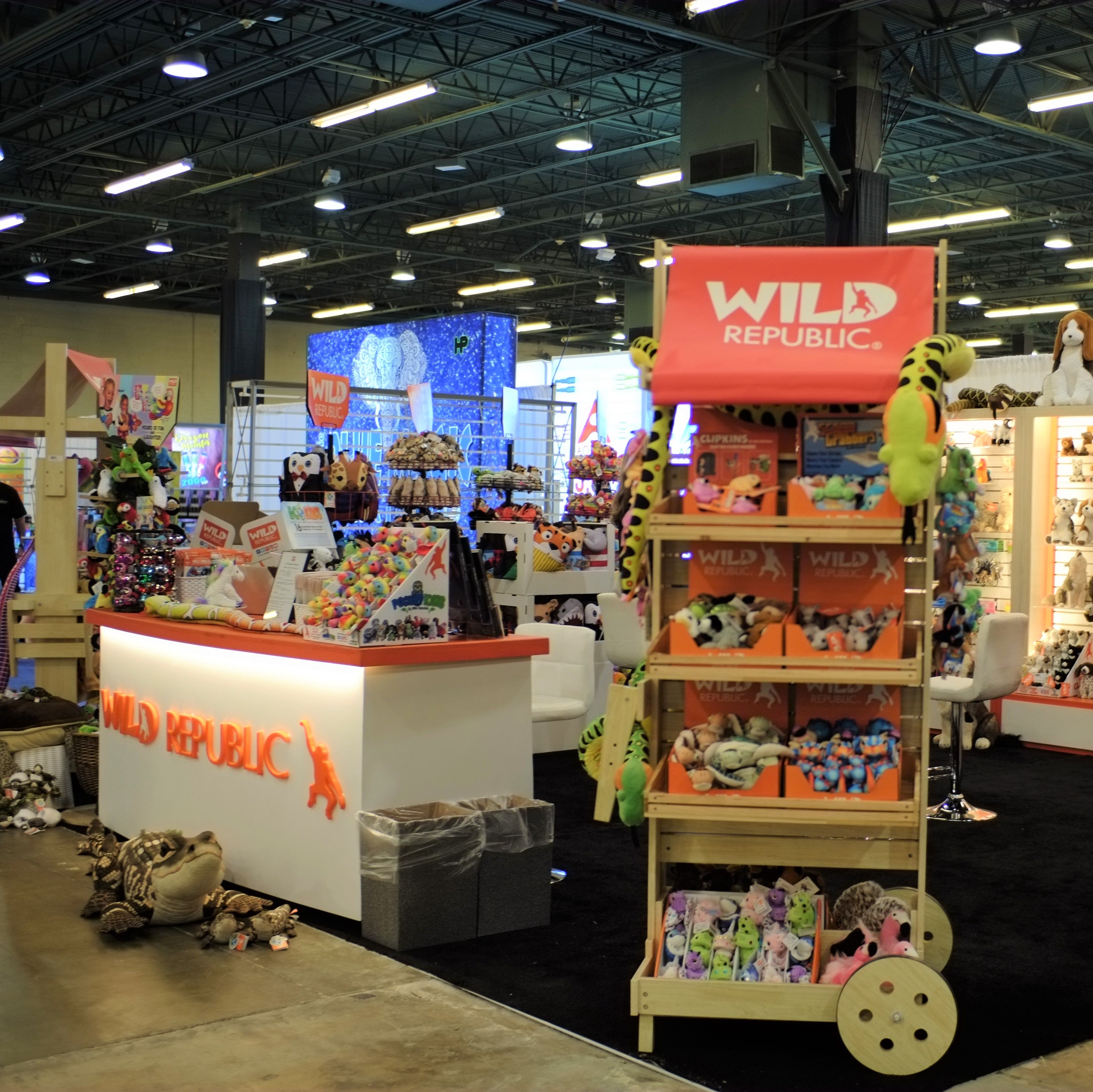 如何在美國(guó)拉斯維加斯消費(fèi)品及禮品展上進(jìn)行展臺(tái)設(shè)計(jì)搭建,開(kāi)面規(guī)定詳解