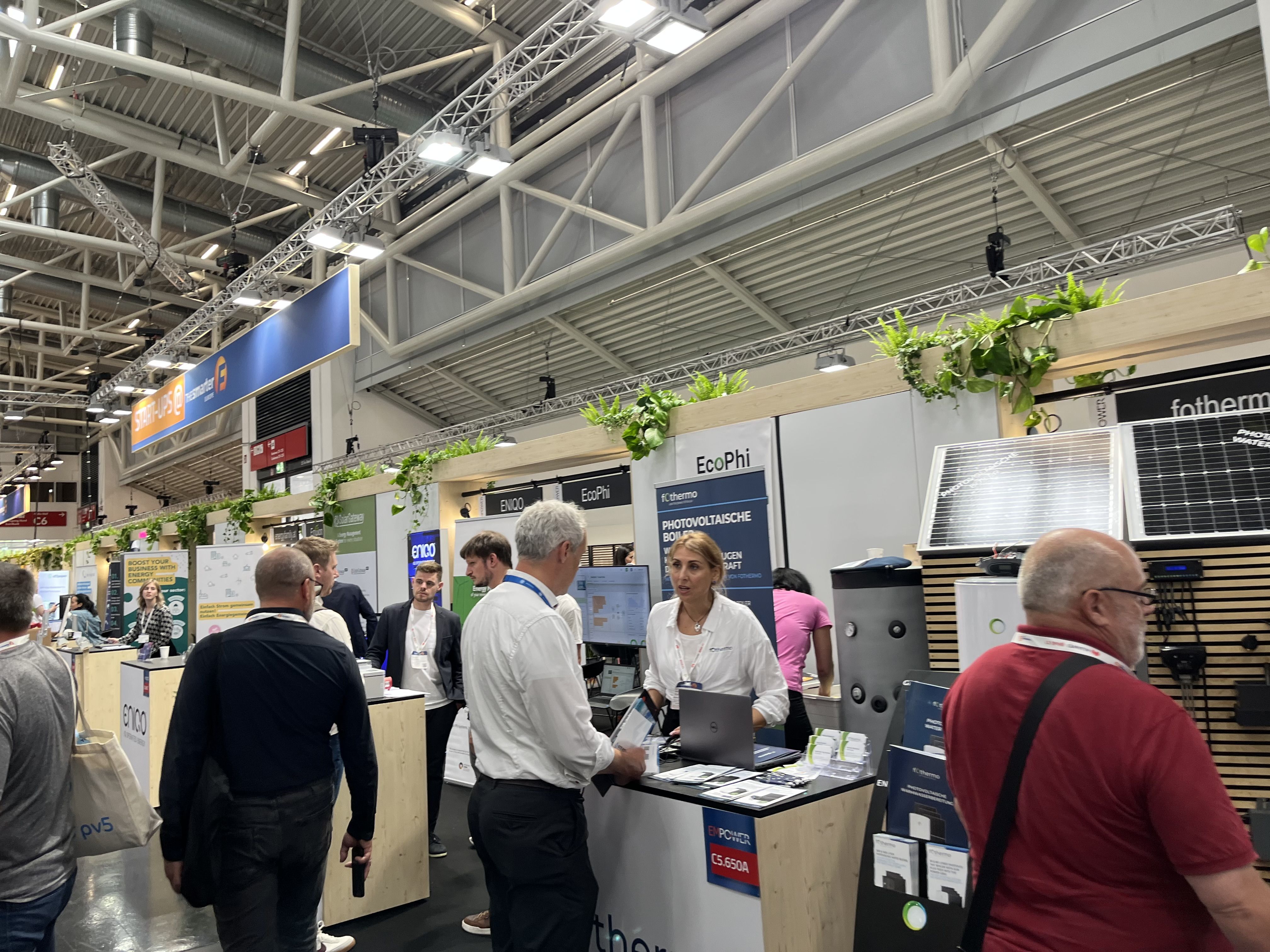 荷蘭展臺設(shè)計