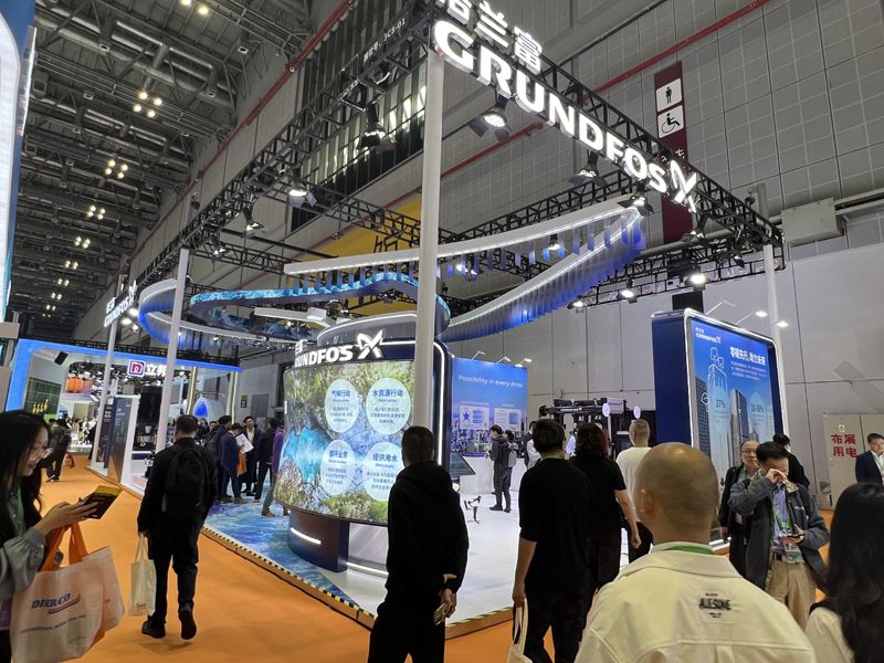 荷蘭美妝展展臺(tái)搭建